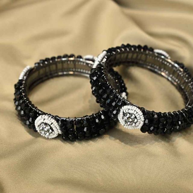 **Elegant Black Beaded Silver Bangles Pair