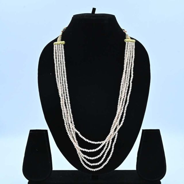 Elvia Elegant multi-strand pearl necklaces