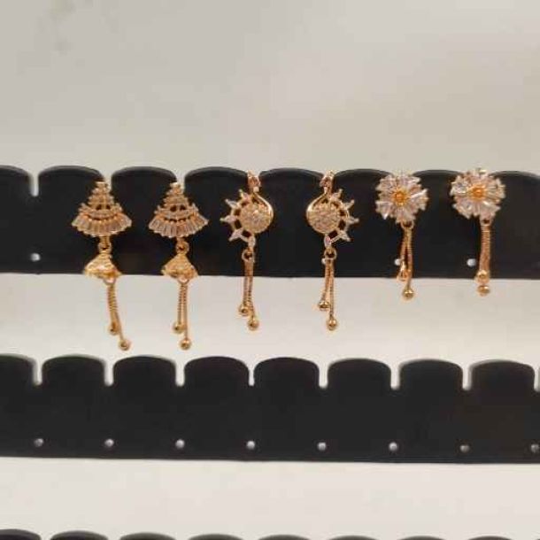 Elvia New Earring Display